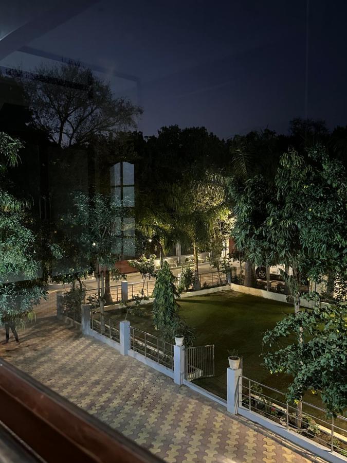 Kaashi Flora Villa Benares Buitenkant foto