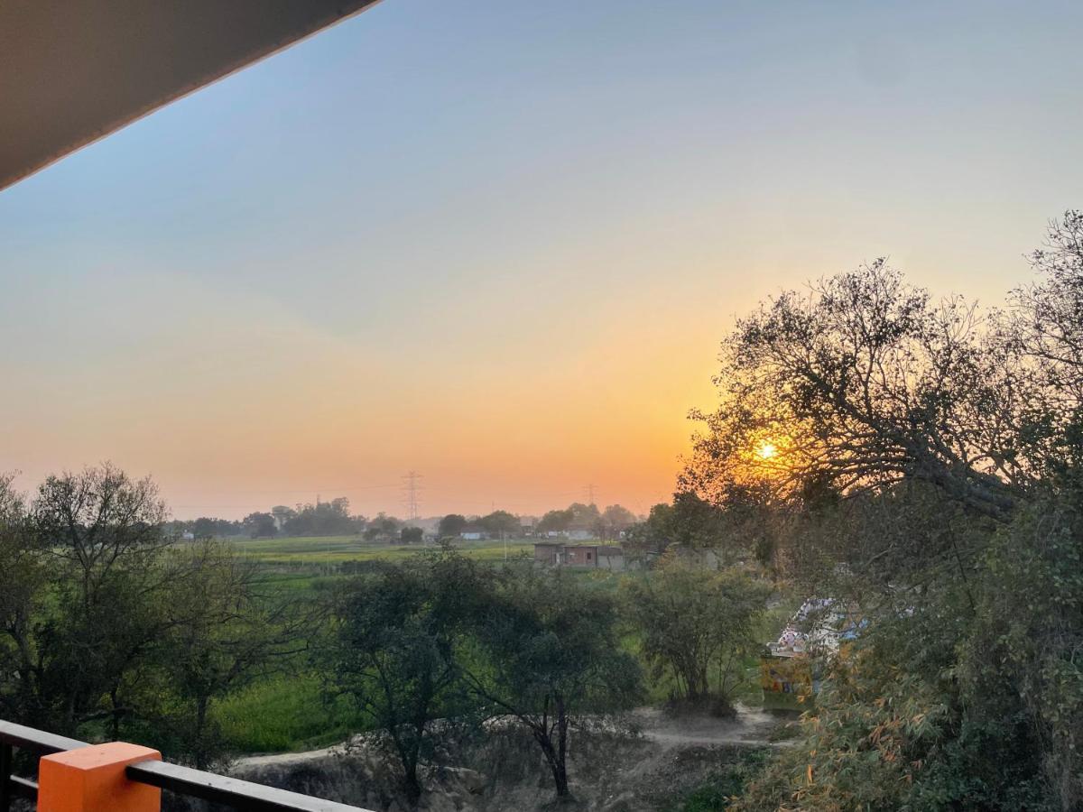 Kaashi Flora Villa Benares Buitenkant foto